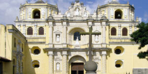 gereja la merced antigua guatemala